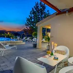 Luxury Divina-exceptional Privacy Villa *