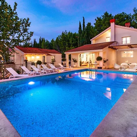 Luxury Divina-exceptional Privacy *