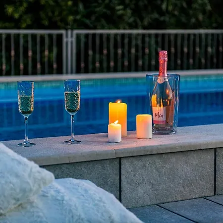 Luxury Divina-exceptional Privacy Vila *