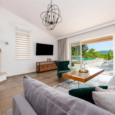 Luxury Divina-exceptional Privacy *