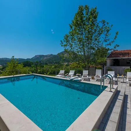 Luxury Divina-exceptional Privacy *