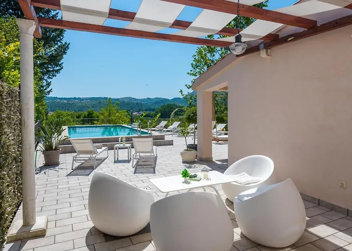 Luxury Divina-exceptional Privacy *