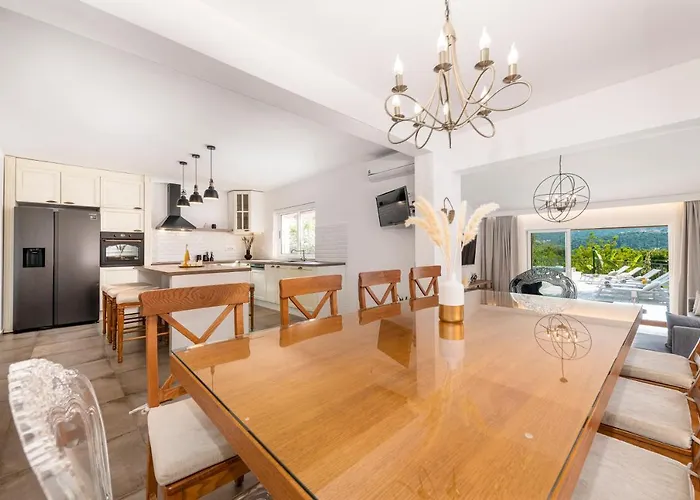 Luxury Divina-exceptional Privacy Villa *