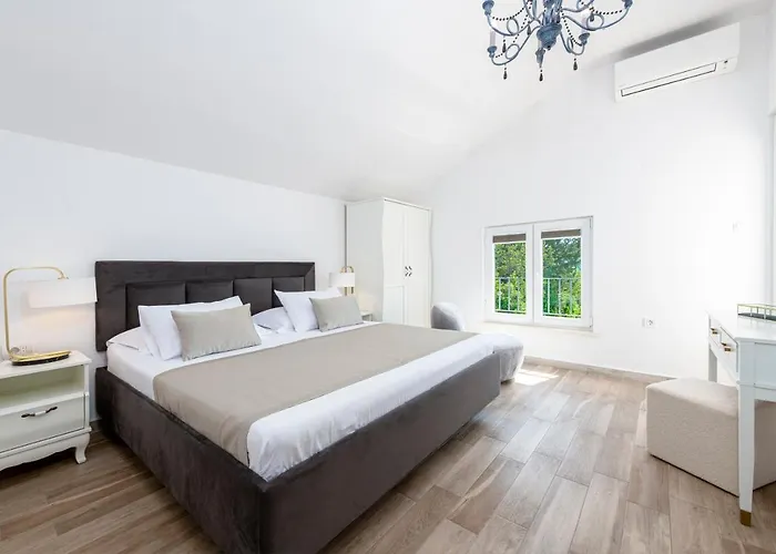 Villa Luxury Divina-exceptional Privacy